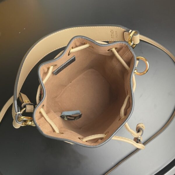 1:1 Replica Fendi Mon Tresor Green Mini Bag For Woman 18cm/7in