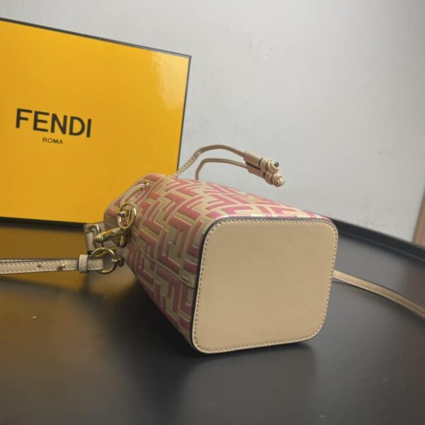 1:1 Replica Fendi Mon Tresor Pink Mini Bag For Woman 18cm/7in