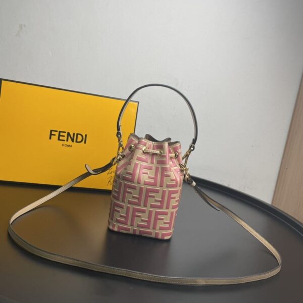1:1 Replica Fendi Mon Tresor Pink Mini Bag For Woman 18cm/7in