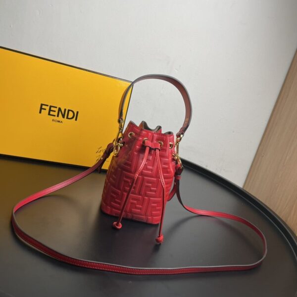 1:1 Replica Fendi Mon Tresor Red Mini Bag For Woman 18cm/7in
