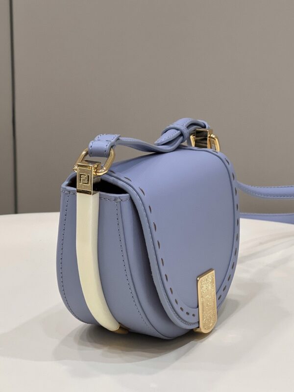 1:1 Replica Fendi Moonlight Saddle Blue Bag For Woman 19cm/7.5in