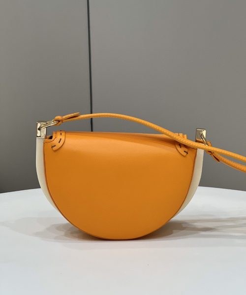 1:1 Replica Fendi Moonlight Saddle Orange Bag For Woman 19cm/7.5in
