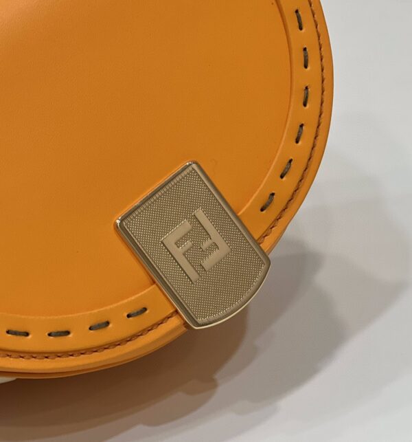 1:1 Replica Fendi Moonlight Saddle Orange Bag For Woman 19cm/7.5in