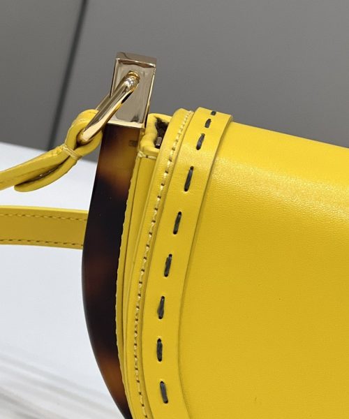 1:1 Replica Fendi Moonlight Saddle Yellow Bag For Woman 19cm/7.5in