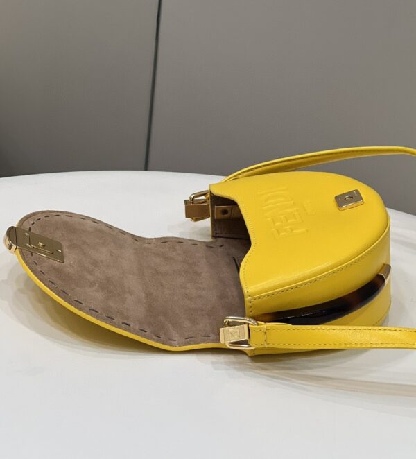 1:1 Replica Fendi Moonlight Saddle Yellow Bag For Woman 19cm/7.5in