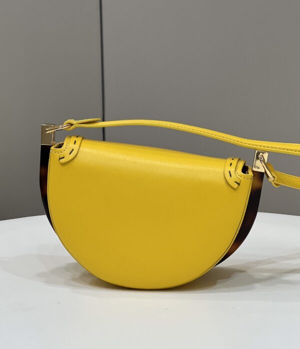1:1 Replica Fendi Moonlight Saddle Yellow Bag For Woman 19cm/7.5in
