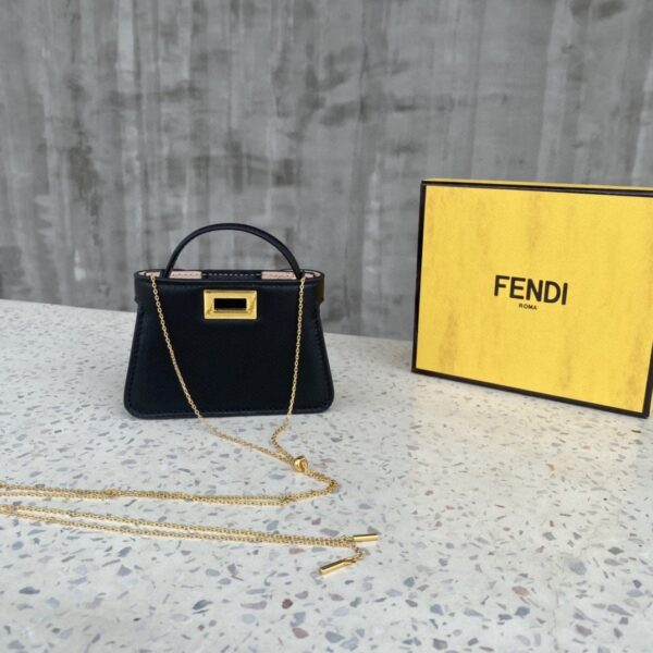 1:1 Replica Fendi Nano Peekaboo Charm Crossbody Black Bag For Woman 12cm/4.5in