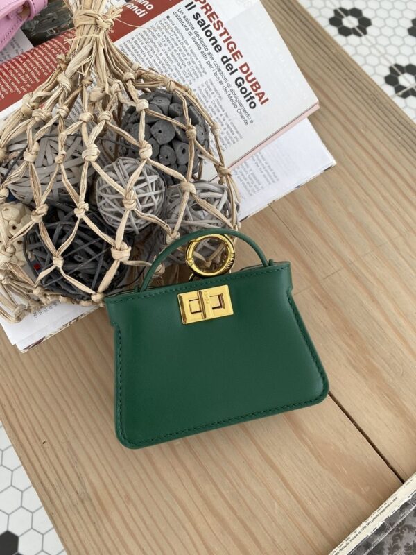 1:1 Replica Fendi Nano Peekaboo Charm Crossbody Green Bag For Woman 12cm/4.5in