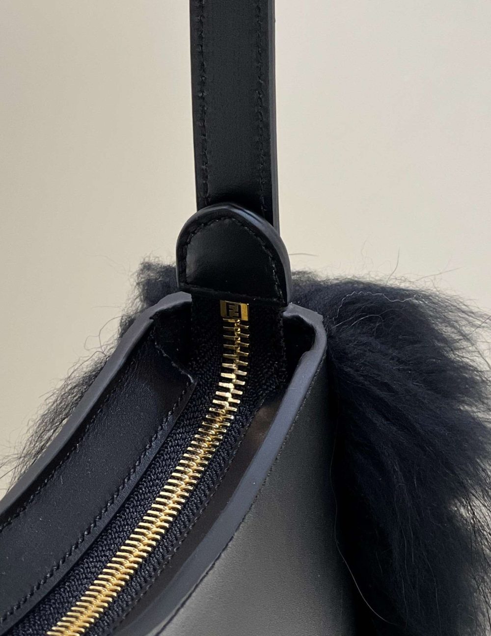 1:1 Replica Fendi O’Lock Swing Black/White For Women 32cm / 12.6in 8BS068ALS9F1JU3 - Image 17