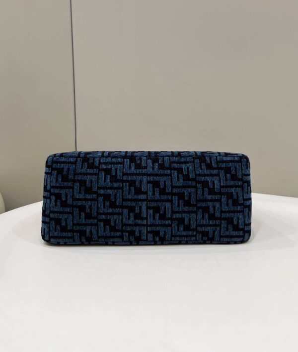 1:1 Replica Fendi O'Lock Zip Beige/Blue/Grey For Women 36cm / 14.2in 8BR805ALFVF1IQU