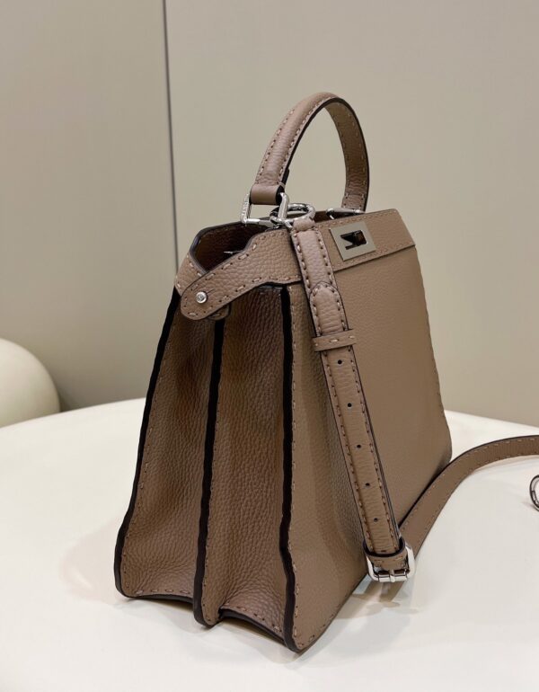 1:1 Replica Fendi Peekaboo ISeeU Medium Brown For Women, Women's Handbags, Shoulder Bags 13.1in/33.5cm FF