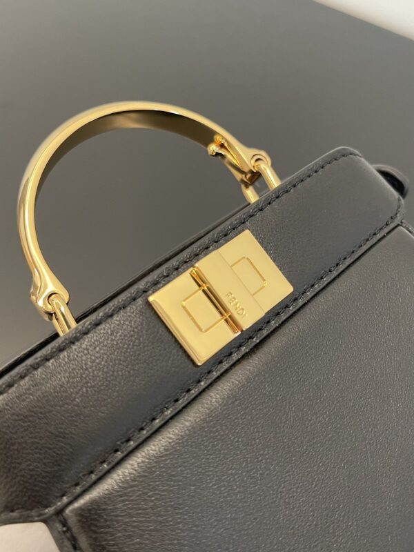 1:1 Replica Fendi Peekaboo ISeeU Petite Black Micro Bag For Woman 11cm/4.5in