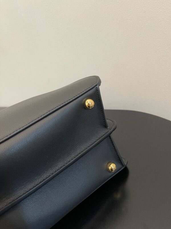 1:1 Replica Fendi Peekaboo ISeeU Petite Black Small Bag For Woman 20cm/8in