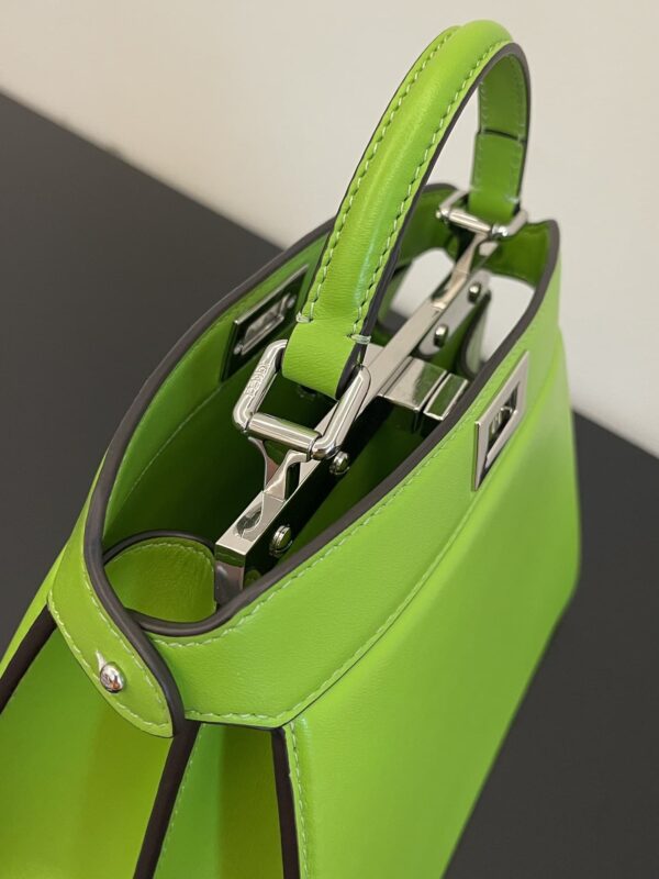 1:1 Replica Fendi Peekaboo ISeeU Petite Chartreuse Small Bag For Woman 20cm/8in