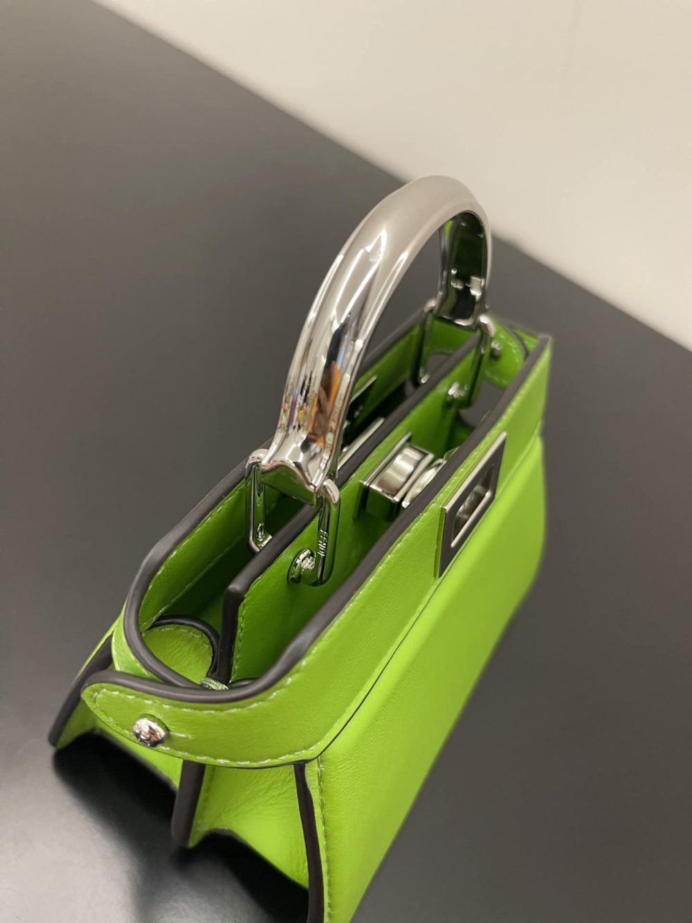 1:1 Replica Fendi Peekaboo ISeeU Petite Green Micro Bag For Woman 11cm/4.5in - Image 4