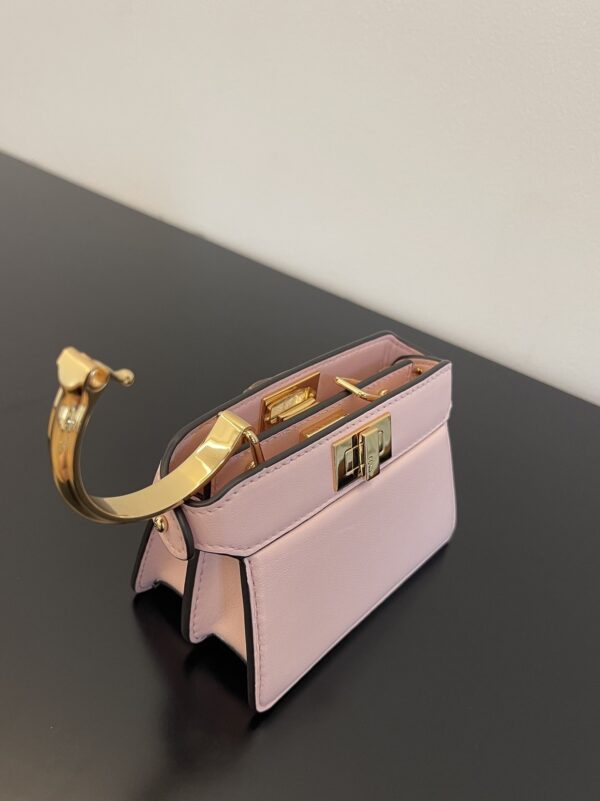 1:1 Replica Fendi Peekaboo ISeeU Petite Light Pink Micro Bag For Woman 11cm/4.5in