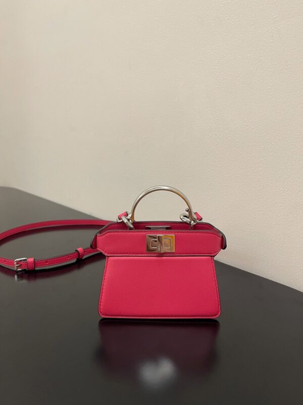 1:1 Replica Fendi Peekaboo ISeeU Petite Pink Micro Bag For Woman 11cm/4.5in