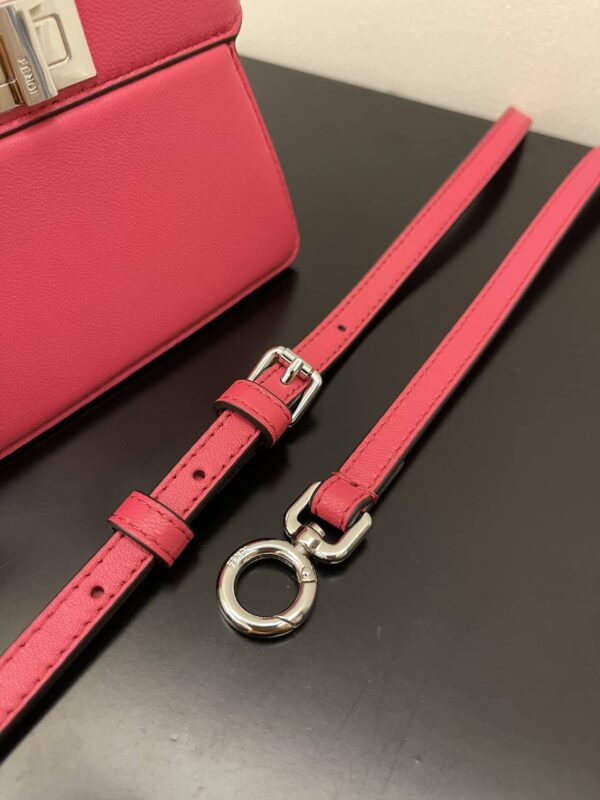 1:1 Replica Fendi Peekaboo ISeeU Petite Pink Micro Bag For Woman 11cm/4.5in