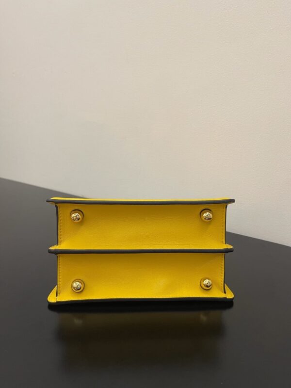 1:1 Replica Fendi Peekaboo ISeeU Petite Yellow Small Bag For Woman 20cm/8in