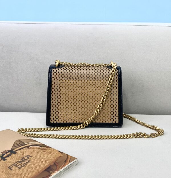 1:1 Replica Fendi Small Kan U Black and Brown Bag For Woman 19cm/7.5in485