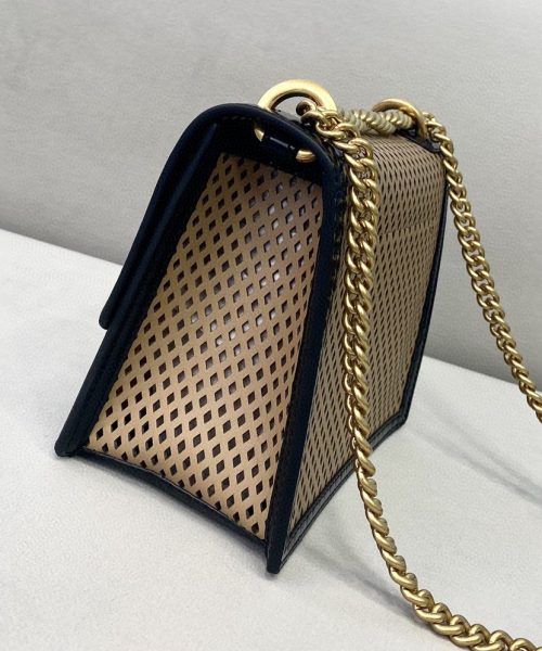 1:1 Replica Fendi Small Kan U Black and Brown Bag For Woman 19cm/7.5in485
