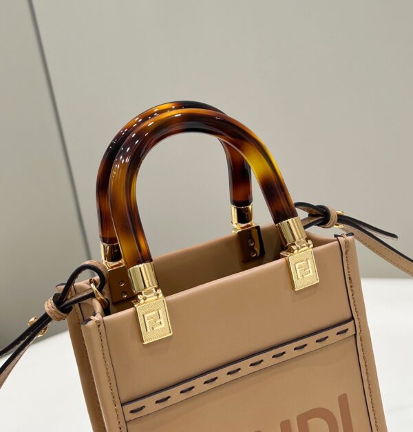 1:1 Replica Fendi Sunshine Shopper Light Brown Mini Bag For Woman 13cm/5in