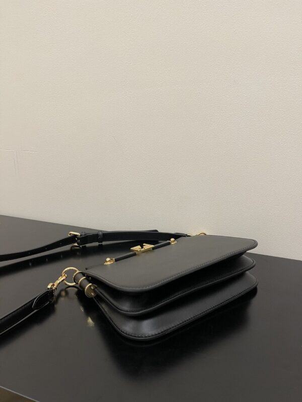 1:1 Replica Fendi Touch Black Bag For Woman 19cm/7.5in