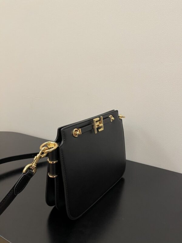 1:1 Replica Fendi Touch Black Bag For Woman 19cm/7.5in
