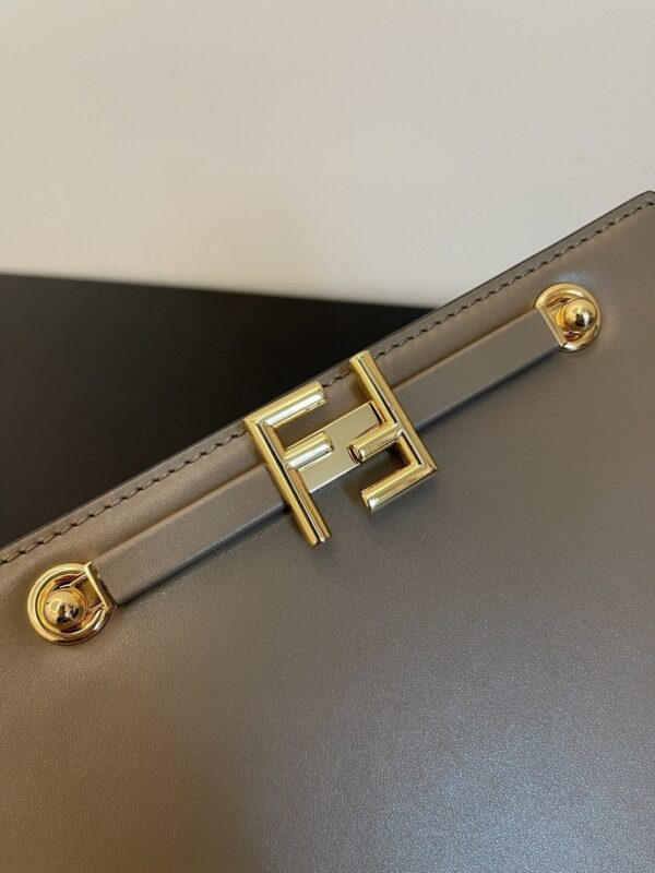 1:1 Replica Fendi Touch Gray Bag For Woman 19cm/7.5in