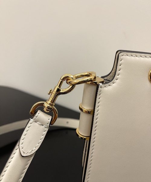 1:1 Replica Fendi Touch White Bag For Woman 19cm/7.5in