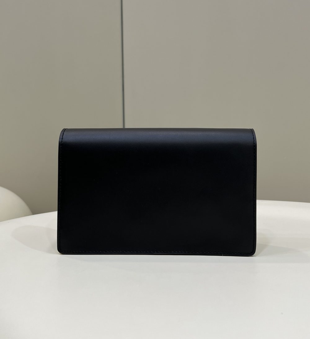 1:1 Replica Fendi Wallet On Chain Mini Black Bag For Woman 13.5cm/5.5in - Image 4