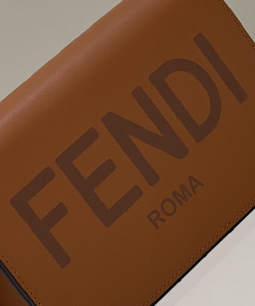 1:1 Replica Fendi Wallet On Chain Mini Brown Bag For Woman 13.5cm/5.5in