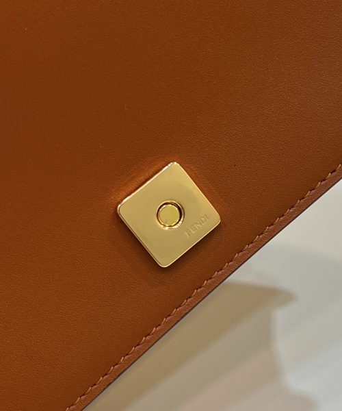 1:1 Replica Fendi Wallet On Chain Mini Brown Bag For Woman 13.5cm/5.5in