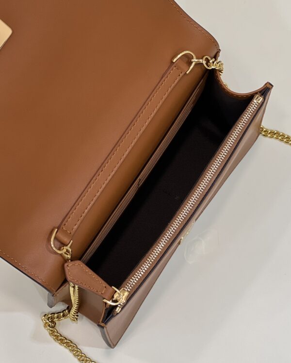 1:1 Replica Fendi Wallet On Chain Mini Brown Bag For Woman 13.5cm/5.5in