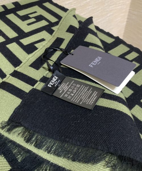Fendi Wool and Silk Green and Black 180cm/71in