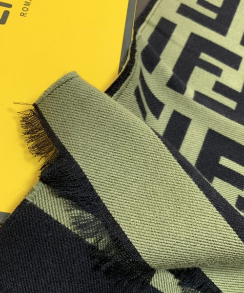 Fendi Wool And Silk Green and Black Scarf 180cm/71in 