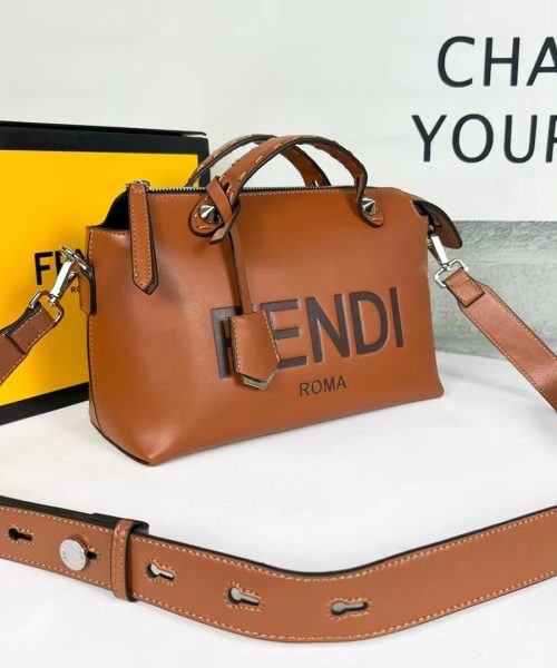 FN056 - Fendi Women’s Fashion Bag