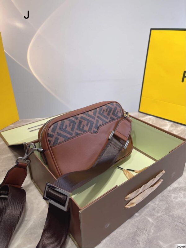 FN50 - Fendi Women's Fashion Bag