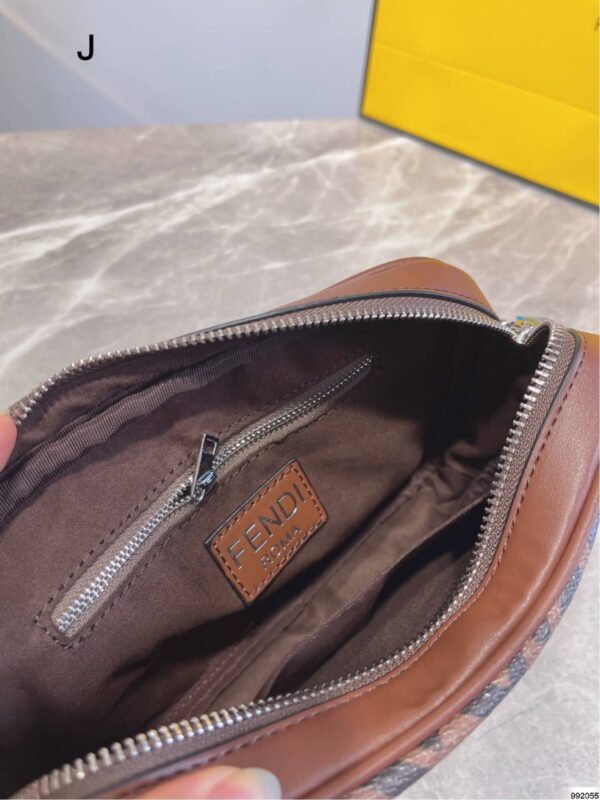 FN50 - Fendi Women's Fashion Bag