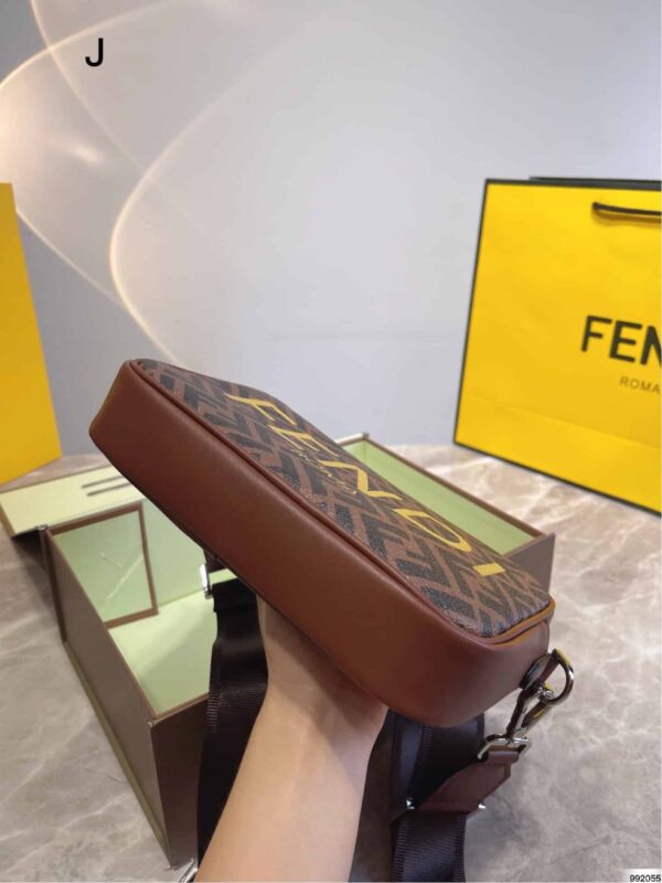 FN50 - Fendi Women's Fashion Bag