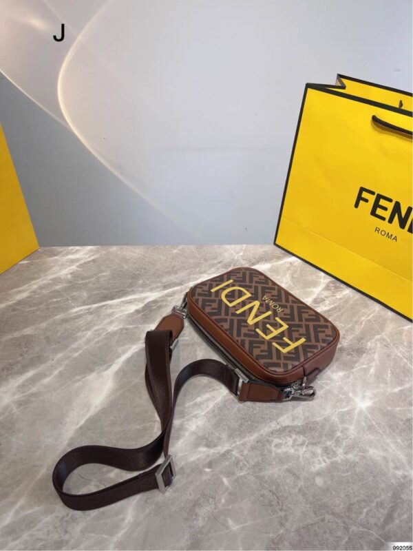 FN50 - Fendi Women's Fashion Bag