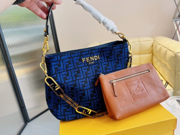 FN51 - Fendi Women's Fashion Bag