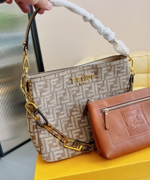 FN51 - Fendi Women's Fashion Bag