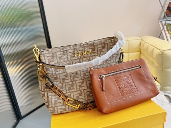 FN51 - Fendi Women's Fashion Bag
