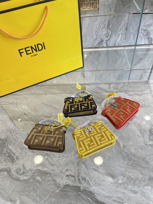 FN55 - Fendi Women's Fashion Bag