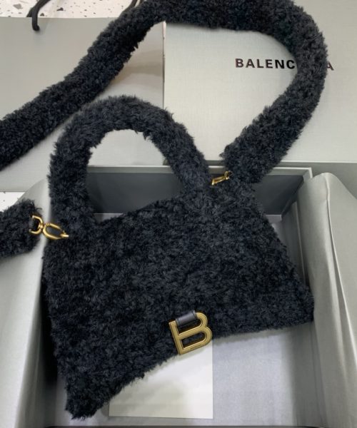 Furry Hourglass Small Handbag With Strap In Black For Women 9.4in/24cm 676365210FU1000