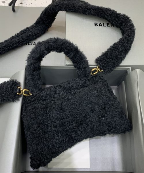 Furry Hourglass Small Handbag With Strap In Black For Women 9.4in/24cm 676365210FU1000