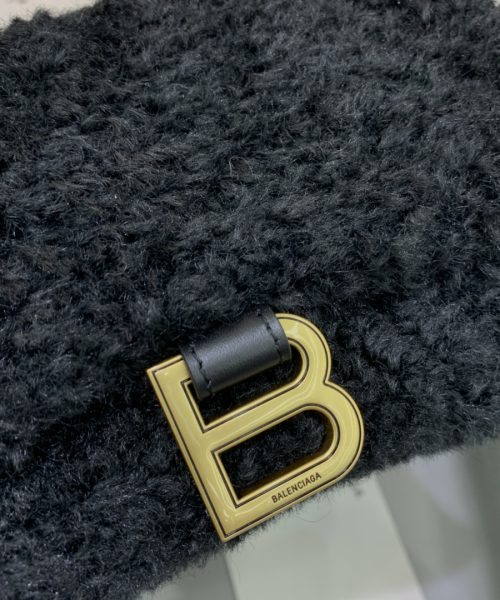 Furry Hourglass Small Handbag With Strap In Black For Women 9.4in/24cm 676365210FU1000
