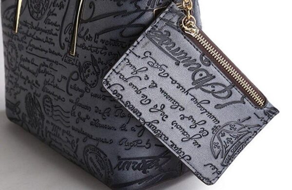 GA05 - WOMEN'S FASHION BAG.
