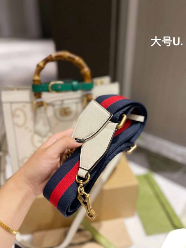 GA103 - Gucci Women's Fashion Bag